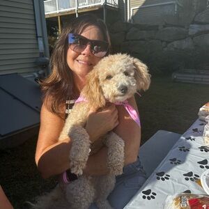 Meet your Posher, Suzanne